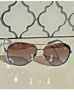NEW Michael Kors Chelsea Sunglasses Womens Size 59mm Aviator Chic Light Sky Blue